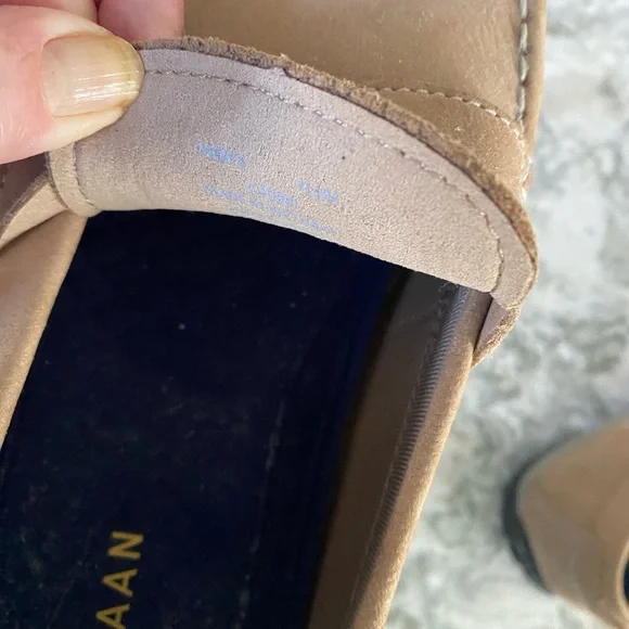 Men's Cole Haan driving loafers. - Picture 6 of 6